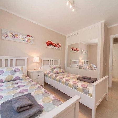 Bandama 14! 2 Bedroom Newly Renovated Bungalow, Los Pocillos, Puerto Del Carmen. ปูแอร์โตเดลคาร์เมน ภายนอก รูปภาพ