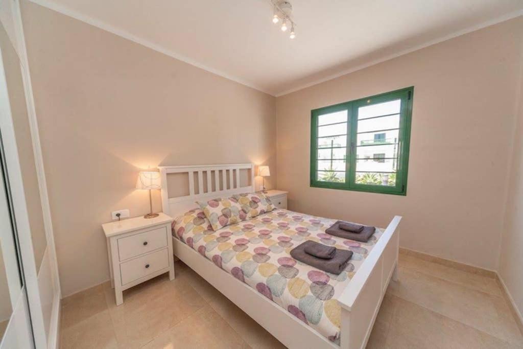 Bandama 14! 2 Bedroom Newly Renovated Bungalow, Los Pocillos, Puerto Del Carmen. ปูแอร์โตเดลคาร์เมน ภายนอก รูปภาพ